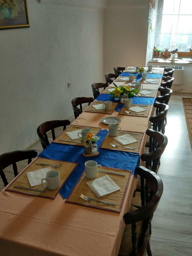 Penzion Maria Vrbov Ngoại thất bức ảnh